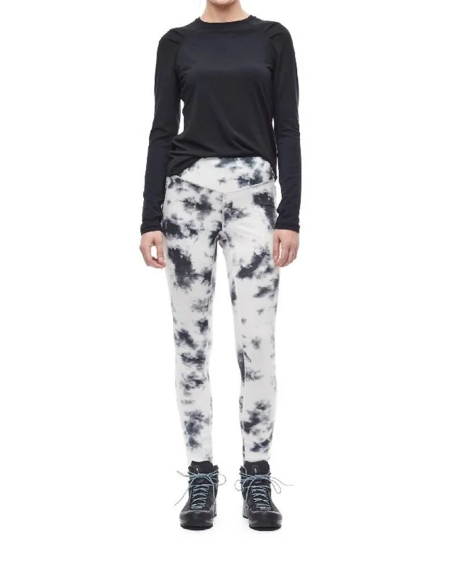 Women's Transitional Apparel Perna Legging In Winter White