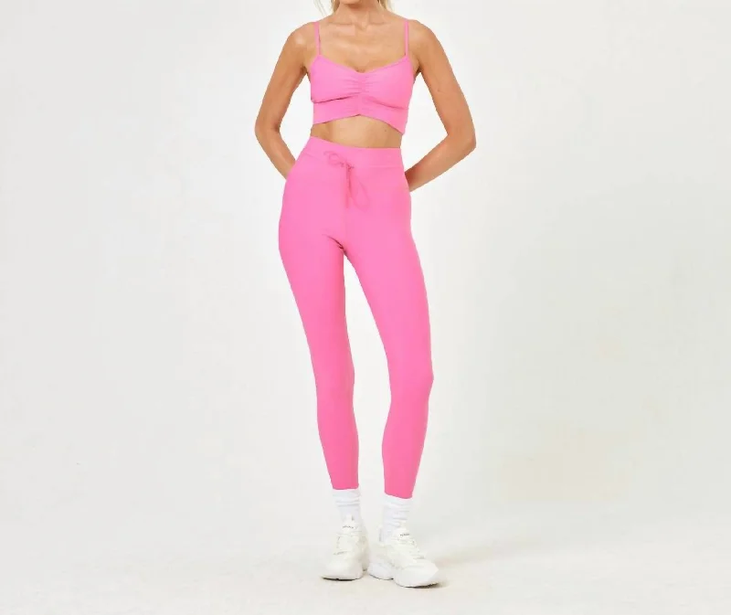 Women's Elegant Outfit Turner Leggings In Taffy